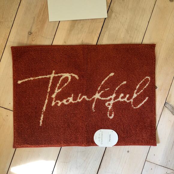Threshold NWT Thankful Bath Rug Rust 17"x24" - Picture 2 of 7